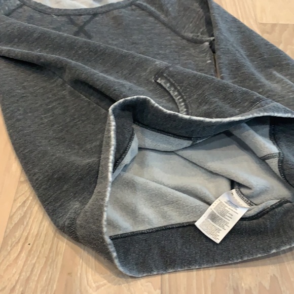 Reebok crewneck sweater - Size small - Picture 6 of 7